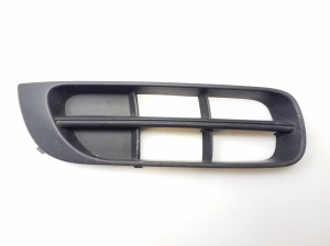 Front bumper lower grille - 5J0807368