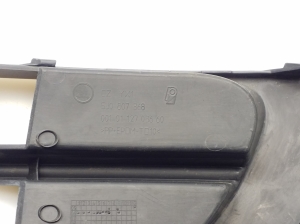 Skoda Roomster (2006–2015) Front bumper lower grille 5J0807368 - 3