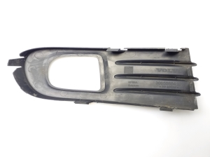 VOLVO V50 (2004–2012) Front bumper lower grille 30655884 - 3