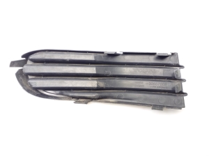 VOLVO S40 II (2004–2013) Front bumper lower grille 30657009 - 3