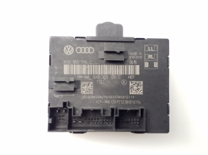 Rear side door control unit - 8X0959795C