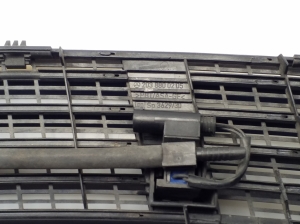 Mercedes Benz C-Class 203 (2000–2007) Hood grille 2038800205 - 4