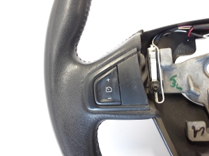  Steering wheel 