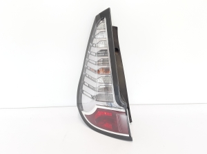  Rear corner lamp 