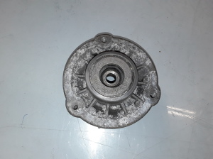 Front strut mount with bearing - 6795777