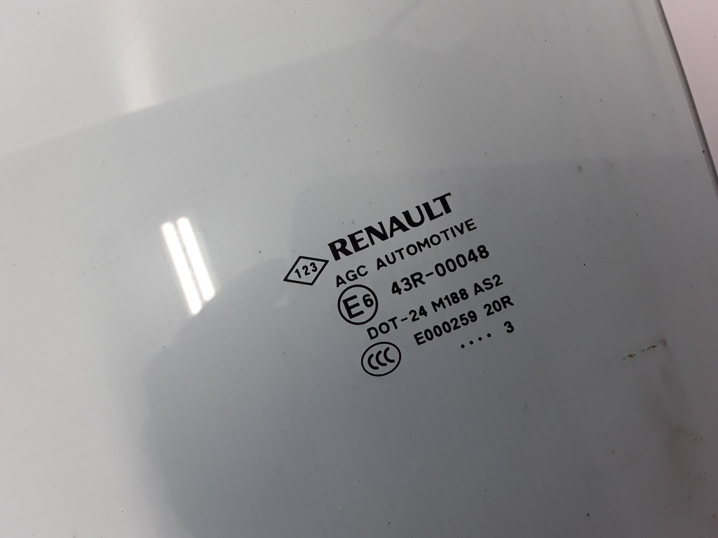 RENAULT Scenic 3 generation (2009-2015) Left Side Sliding Door Glass 823010010R 22318526