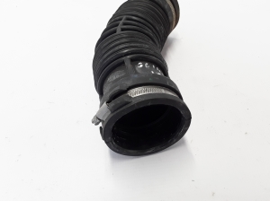  Air intake hose 