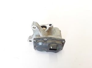  EGR valve 