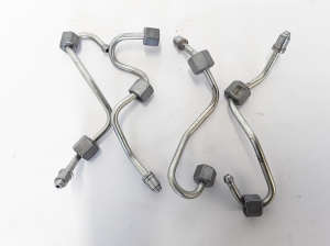  Fuel injector tubes 