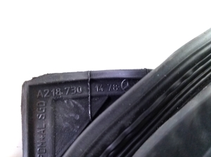  Rear side door sealing rubber 