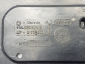 Skoda Fabia MK 2 (2007–2014) Unterbodenschutz vorne 6Q0825237R - 2