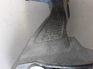  EGR valve holder 