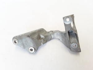  EGR valve holder 