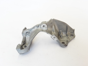  EGR valve holder 