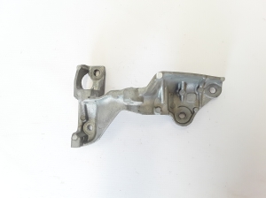  EGR valve holder 