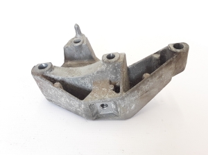 RENAULT Megane II (2002–2009) Engine bracket 8200437464 - 4
