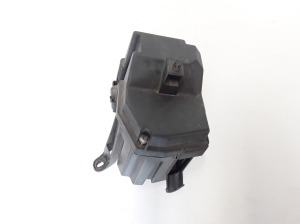 RENAULT Wind (2010–2013) Sicherungskastenhalter unter der Motorhaube 8200626353 - 3