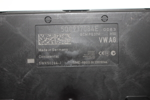 AUDI A3 8V (2012–2020) Module de commande 5Q0937084E - 2