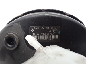 RENAULT Wind (2010–2013) Pidurivõimendi 8200675999 - 2