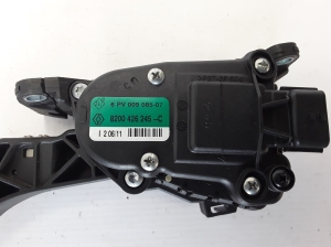 RENAULT Wind (2010–2013) Gaasipedaal 8200426245 - 4
