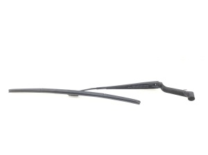   Windshield wiper blade 