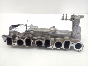  Intake manifold 