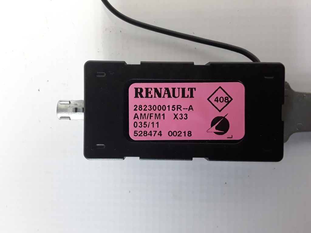 RENAULT Wind 1 generation (2010-2013) Bootlid-antenneforstærker 282300015R 22318768