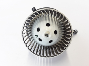 Heater blower motor - 52419344