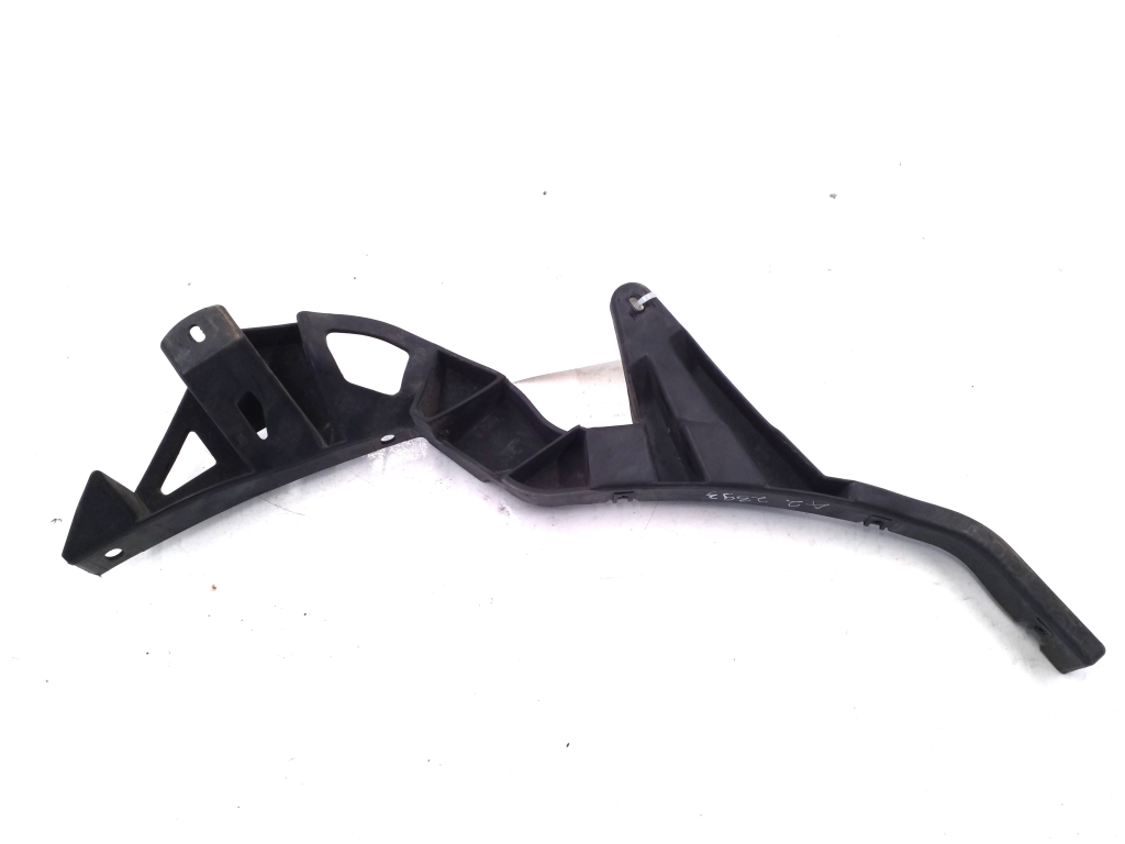 AUDI A2 (2000–2005) Stoßstangenhalter vorne 8Z0854730 AUDI A2 (2000–2005) Stoßstangenhalter vorne 8Z0854730