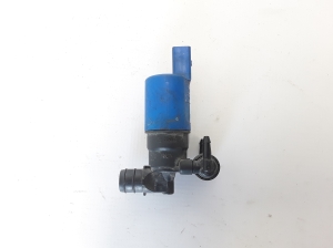 Front windshield washer pump - AV6113K082AA