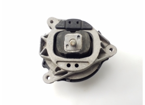 BMW 4 SERIES F82 (2013–2020) Engine mount 678766301 - 2