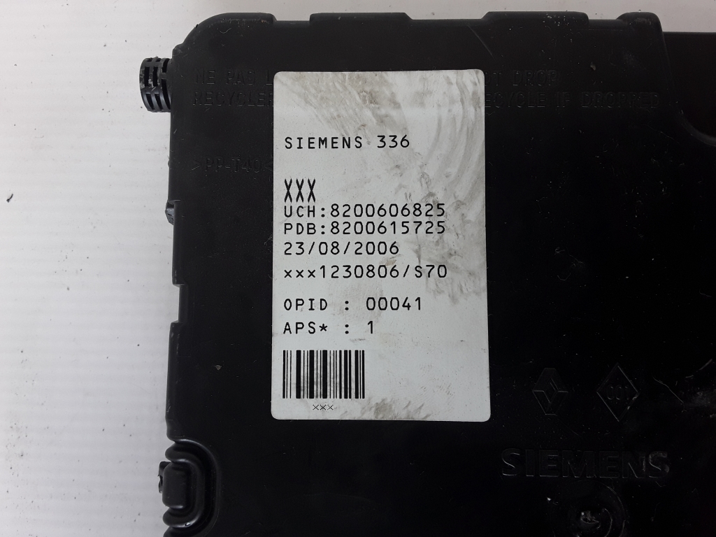 RENAULT Megane 2 generation (2002-2012) Touch screen control units 8200606825 22318689
