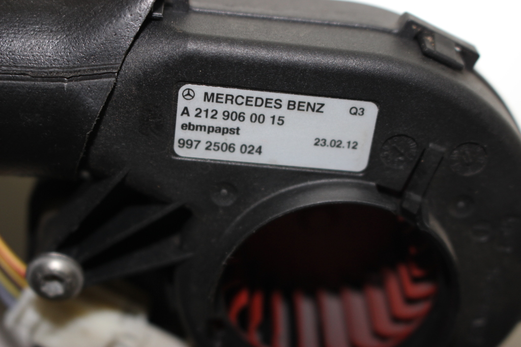 MERCEDES-BENZ CLS-Class C218 (2010-2017) Motor încălzitor interior A2129060015 21355064