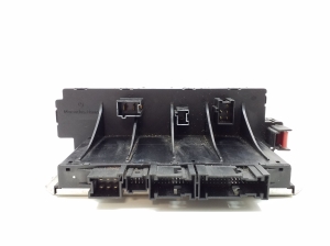  Fuse block holder under the hood 