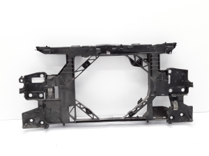  Front frame and its details (TV) 