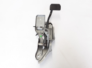  Brake pedal 