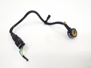 Mercedes Benz E-Class W212 (2009–2015) Klopfsensor A0071531228 - 2