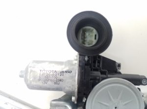 TOYOTA Auris E15 (2006–2012) Aizmugurējo sānu durvju logu pacēlājs un tā detaļas 6983002240 - 2