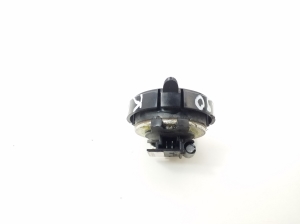 Mercedes Benz A-Class 176 (2012–2018) Lautsprecher Tür vorne A2118200202 - 3
