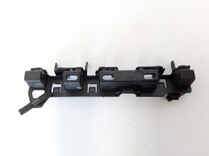 Front fender bracket - 7387342