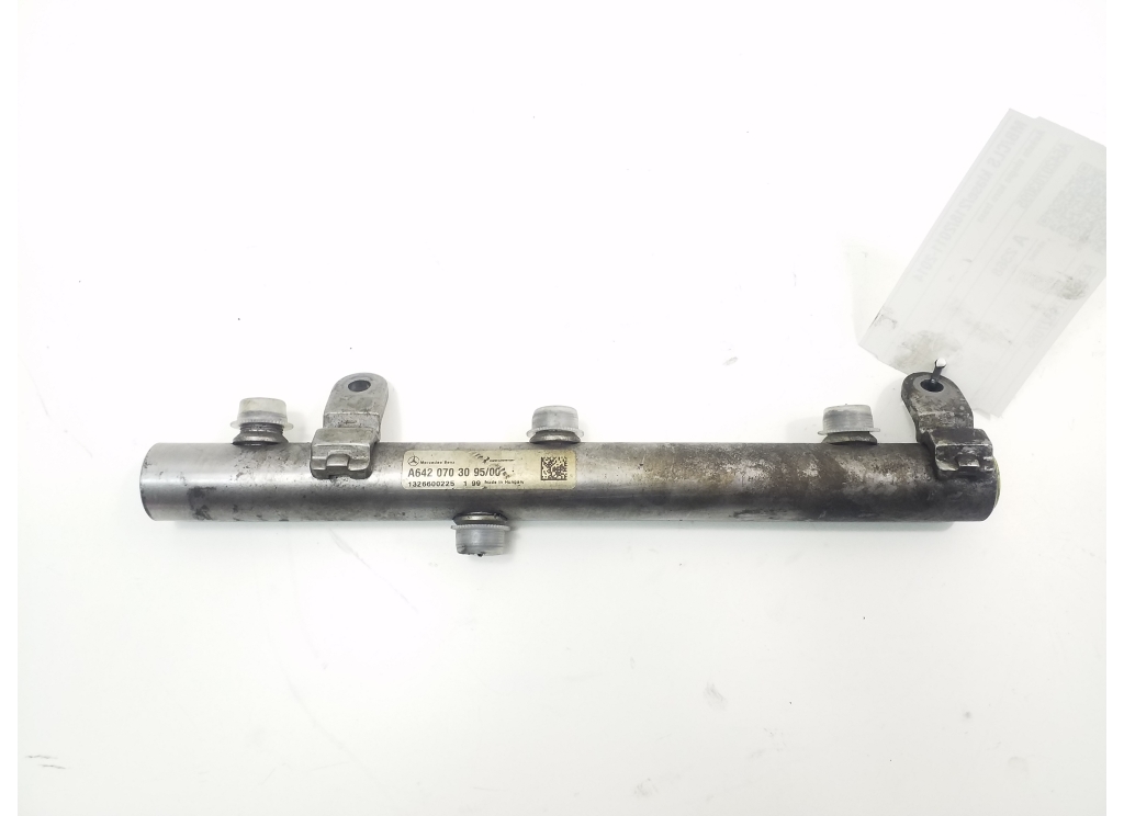 MERCEDES-BENZ CLS-Class C218 (2010-2017) Fuel Rail A6420703095 20377630