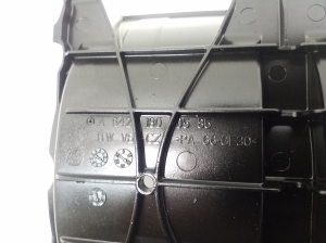Mercedes Benz CLS-Class 218 (2011–2018) Other engine part A6421800585 - 3