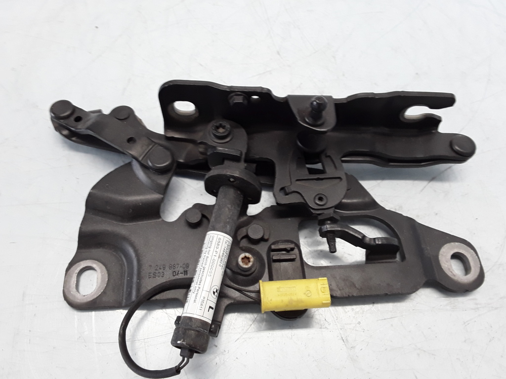 BMW 5 SERIES F10 (2010–2017) Hood hinge 724988709 BMW 5 SERIES F10 (2010–2017) Hood hinge 724988709