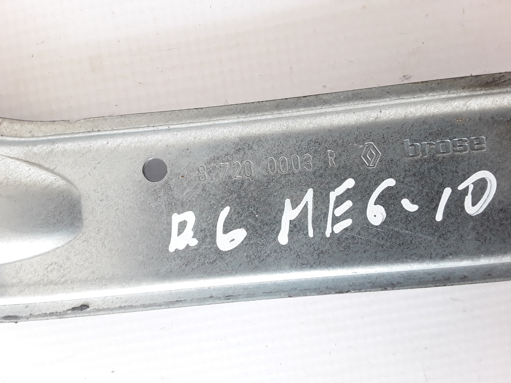 RENAULT Megane 3 generation (2008-2020) Galinių dešinių durų stiklo pakelėjas 827200003R 22319215