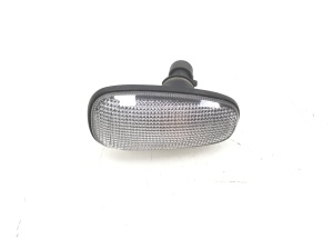 Front fender turn signal - 90560403