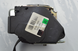 AUDI A8 D3 (2002–2010) Tagumine turvavöö 4E0857806D - 3
