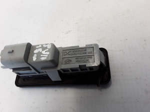 RENAULT Twingo III (2014–2026) Trunk opening switch 906069264R - 3
