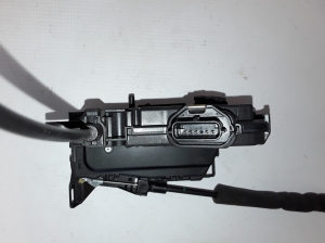 RENAULT Twingo III (2014–2026) Rear side door lock 825037656R - 3