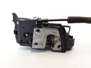 RENAULT Twingo III (2014–2026) Rear side door lock 825037656R - 5