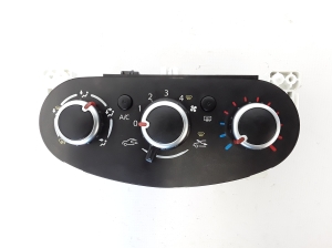 RENAULT Twingo III (2014–2026) Heater control panel 275706695R - 3